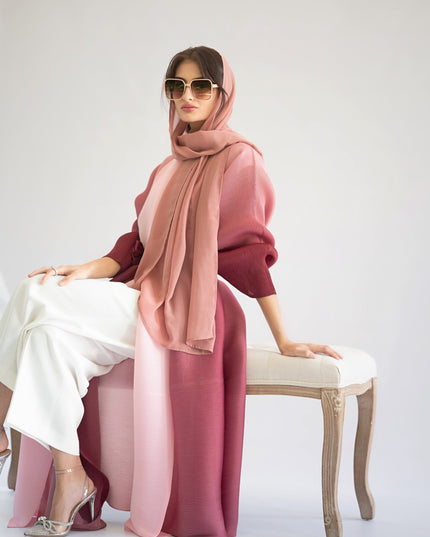 Pleated Gradient Long Shrug