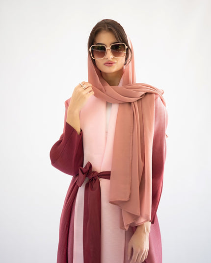 Pleated Gradient Long Shrug