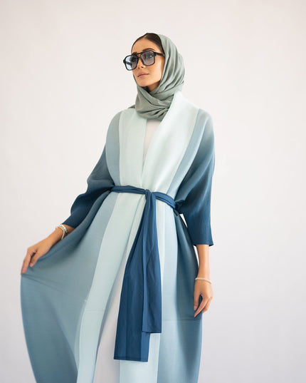 Pleated Gradient Long Shrug