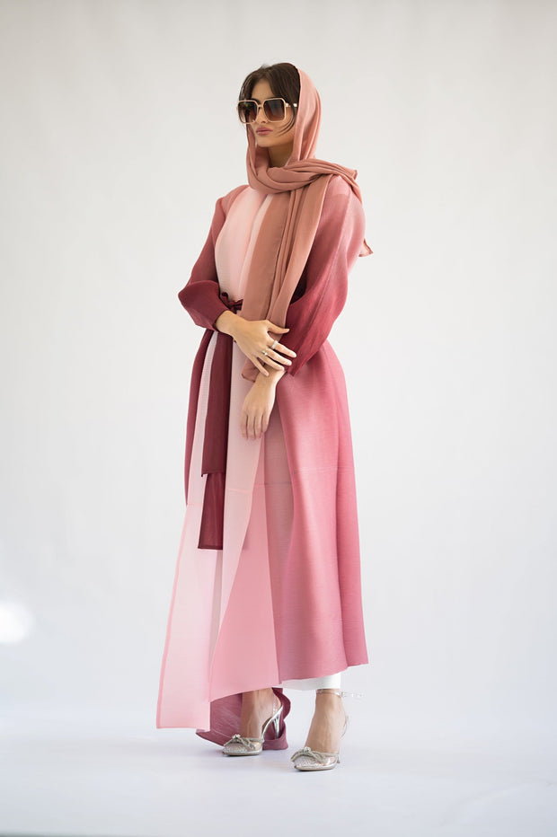 Pleated Gradient Long Shrug