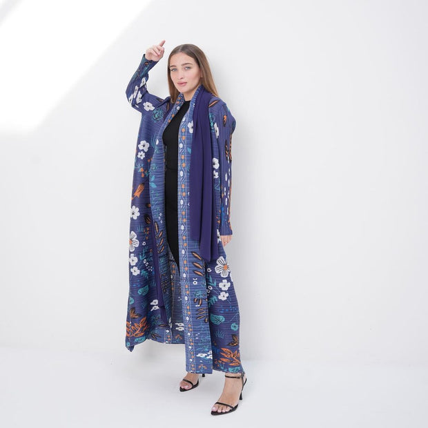 Pleated Printed Long Shrug