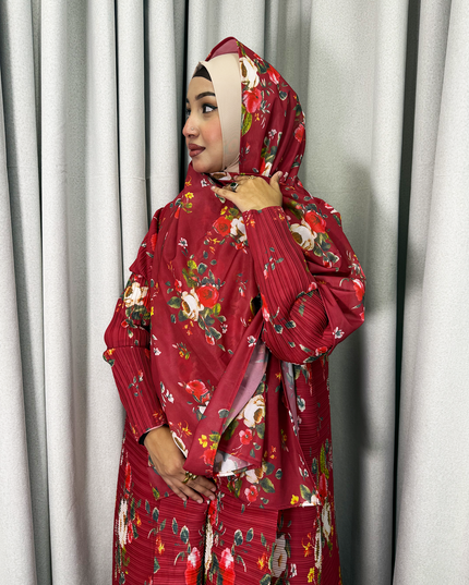 Designer Pleated Long Shrug/Abaya